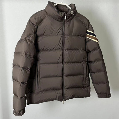 Moncler SOLAYAN SHORT DOWN JACKET