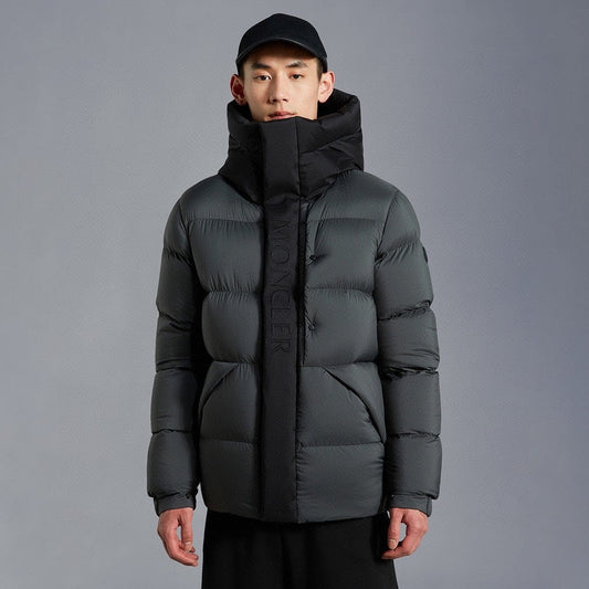 Moncler Madeira Short Down Jacket Grey