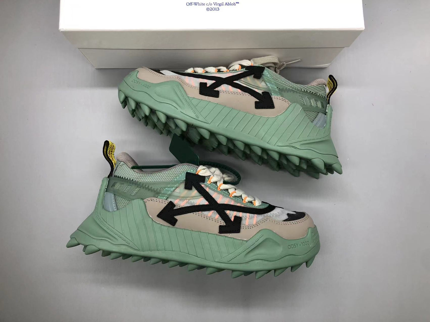 OFF WHITE ODSY-1000 SNEAKERS