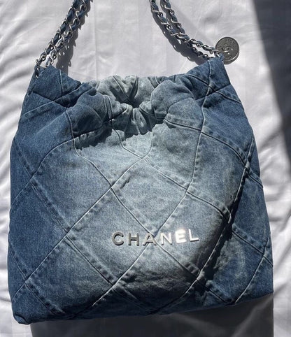 Chanel bag 22