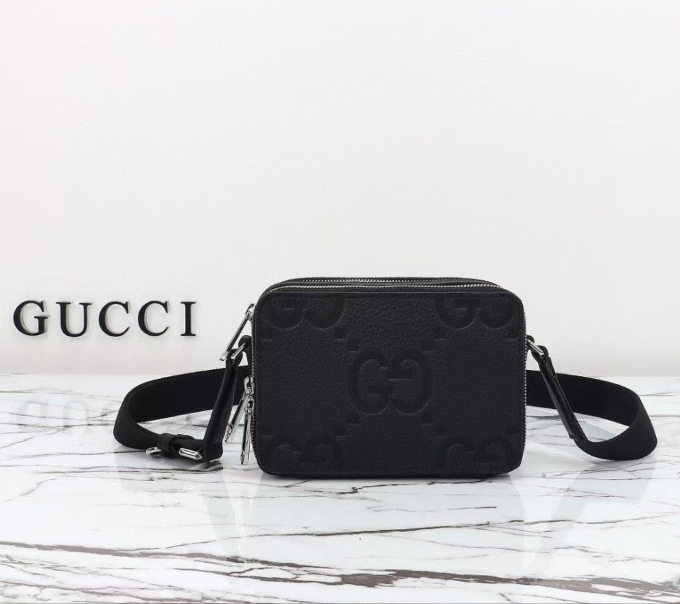 🖤 Gucci Unisex Black Mini Bag: Sleek, Timeless Luxury 🖤