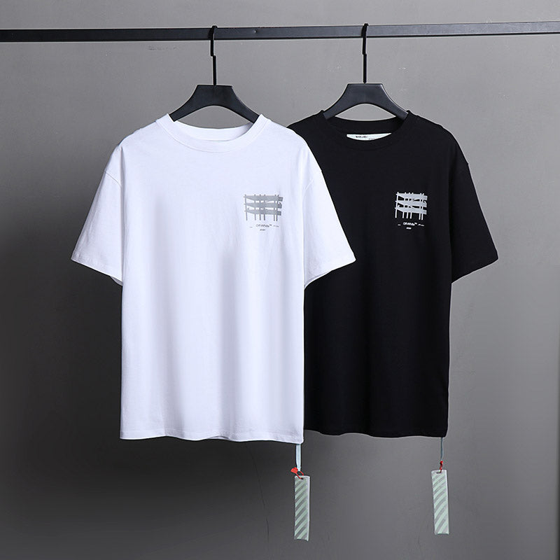 OFF WHITE Building arrow pattern T-Shirts