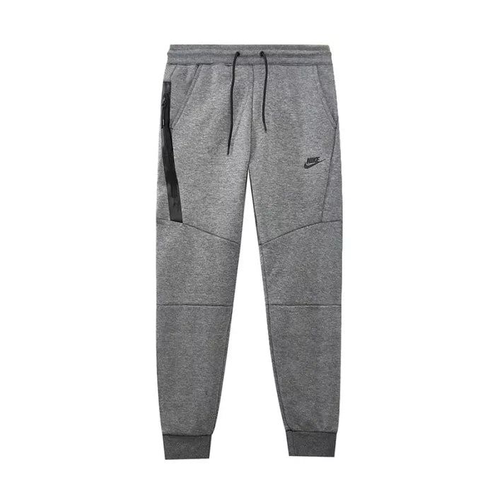 Pantaloni Nike Tech