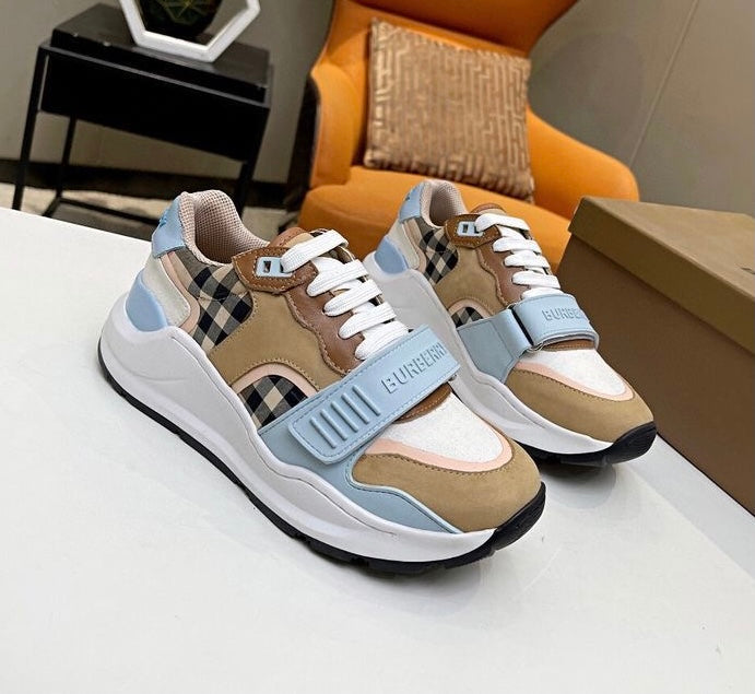 Burberry Sneakers