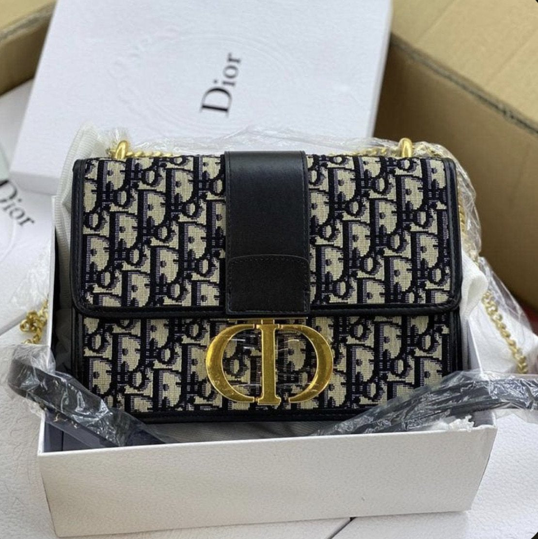 Dior Montaigne Bag