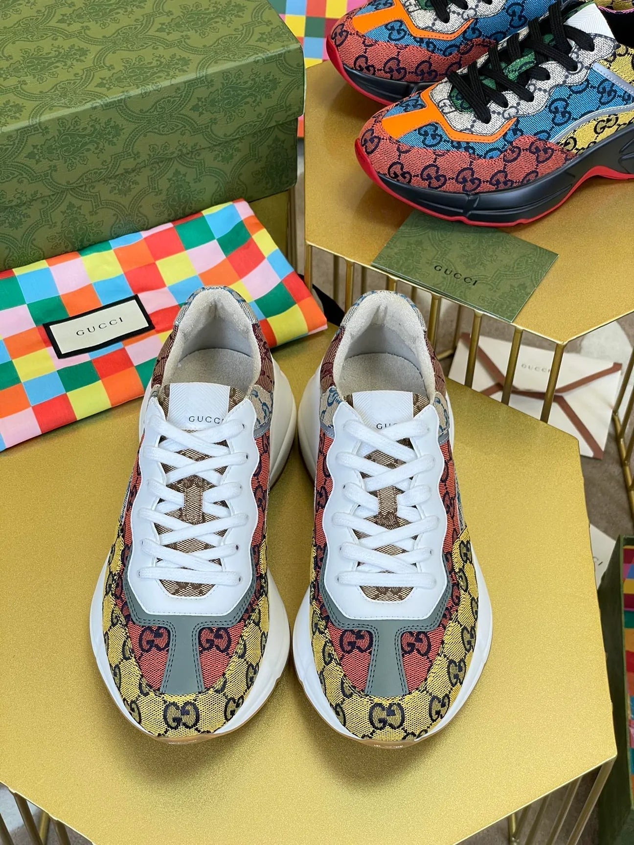 Gucci Sneakers