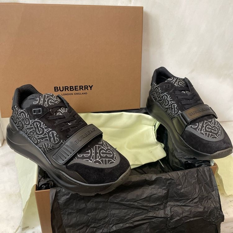 Burberry Sneakers